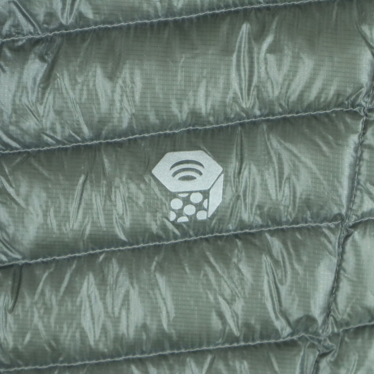 美品 MOUNTAIN HARDWEAR マウンテンハードウェア ダウンベスト S グレー メンズ