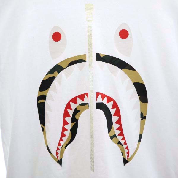 A BATHING APE アベイシングエイプ シャーク プリント 半袖 Tシャツ M ホワイト系 SHARK メンズ