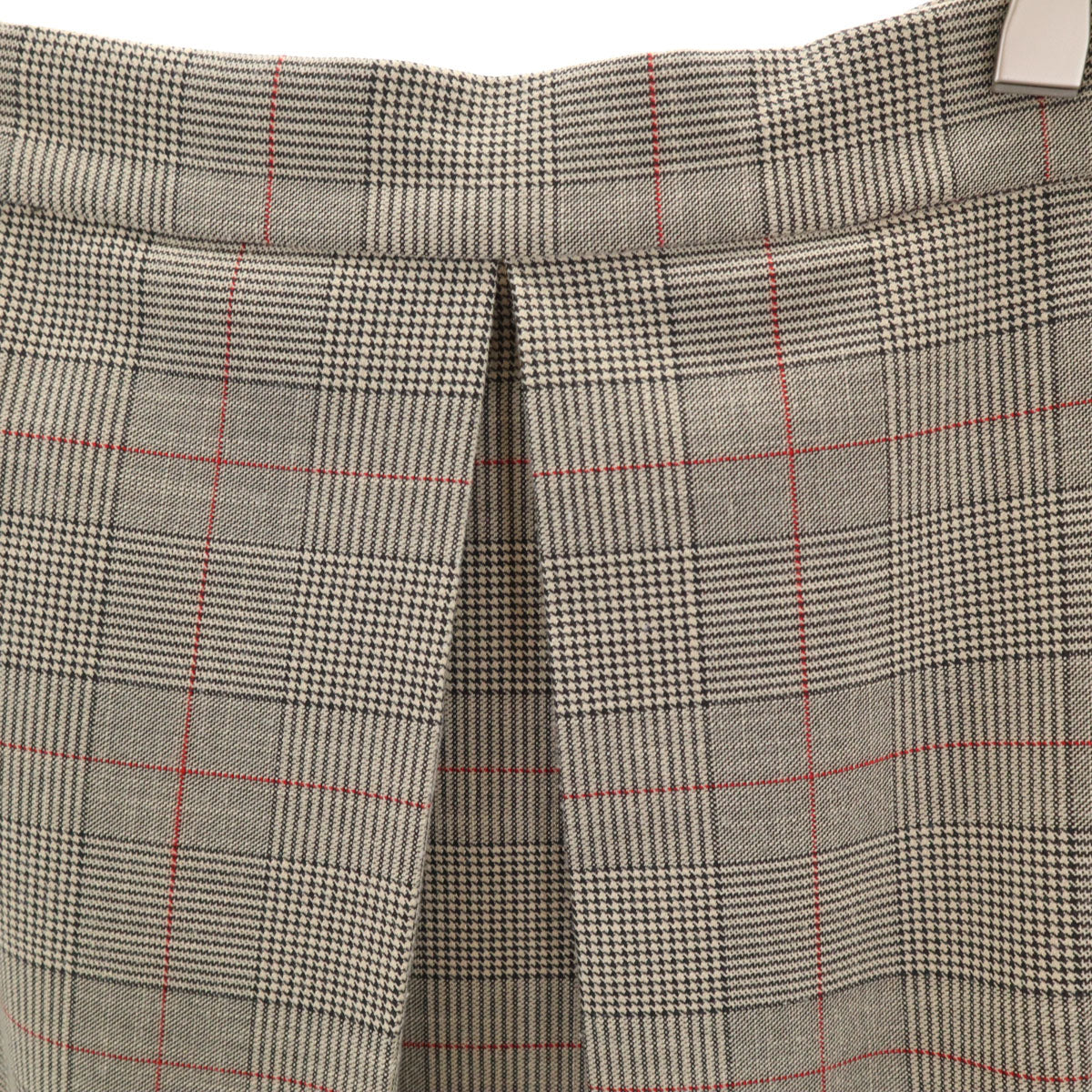 AMERI UNDRESSED アメリ グレンチェック 花刺繍 ロング丈 フレアスカート M グレージュ レディース