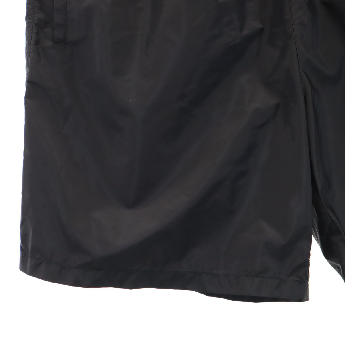 PRADA プラダ ナイロン ショートパンツ 48 ブラック メンズ