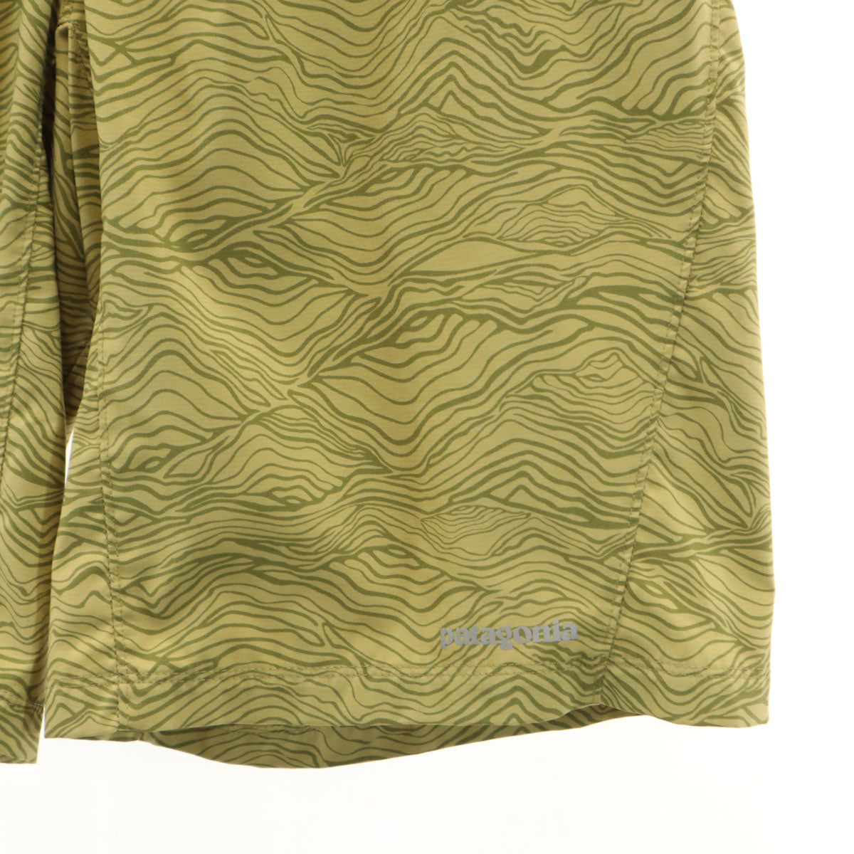 patagonia パタゴニア 総柄 ショートパンツ M イエロー系 アウトドア STY24690SP22 メンズ