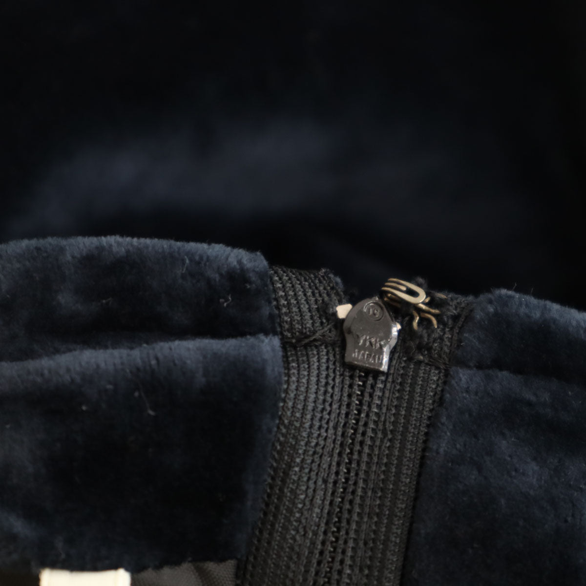 GIVENCHY ジバンシィ 90s 未使用 日本製 オールド ベロア ショートパンツ 9 ネイビー LIFE タグ付き レディース