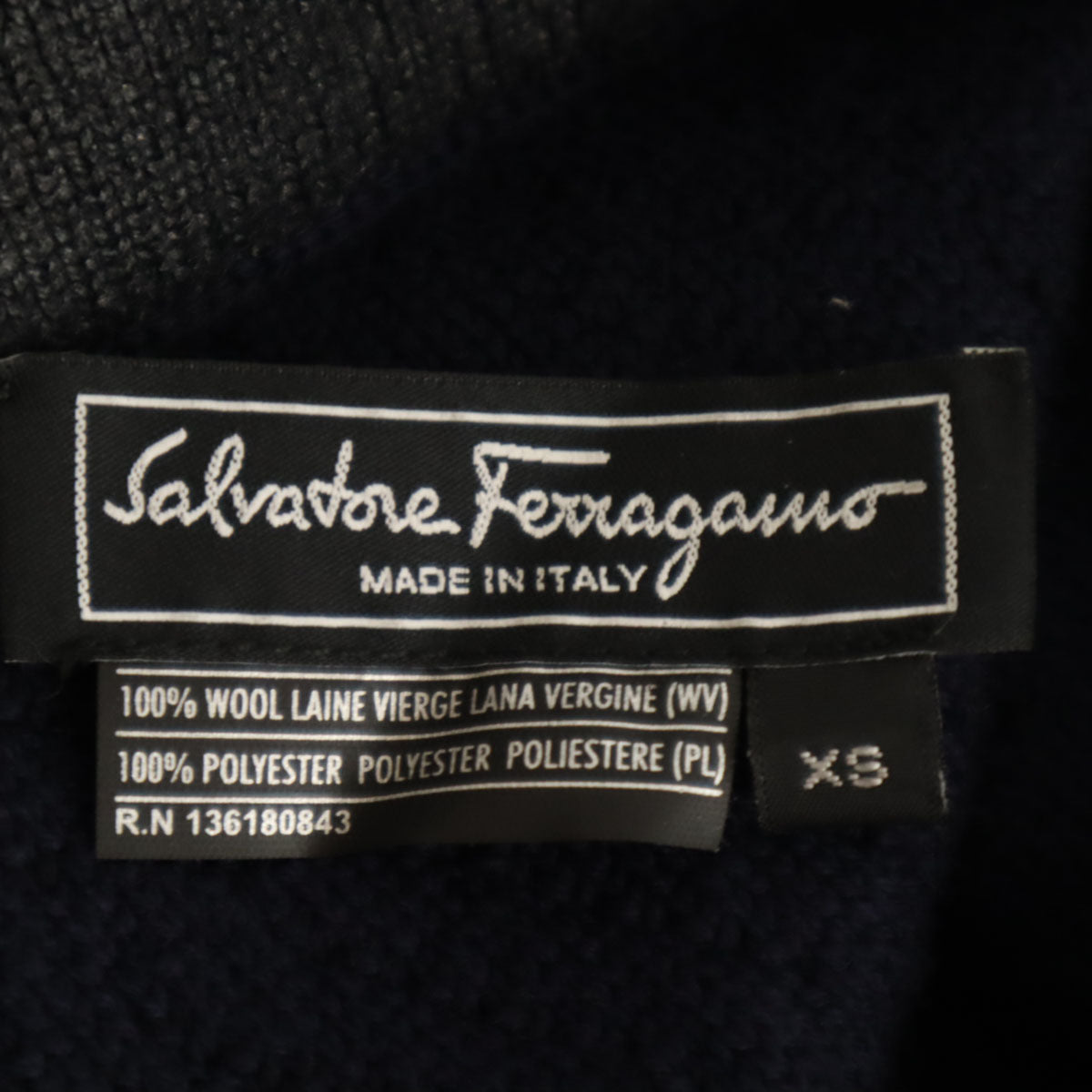 Salvatore Ferragamo サルヴァトーレフェラガモ イタリア製 コーティング加工 ニット ミディスカート XS ブラック レディース