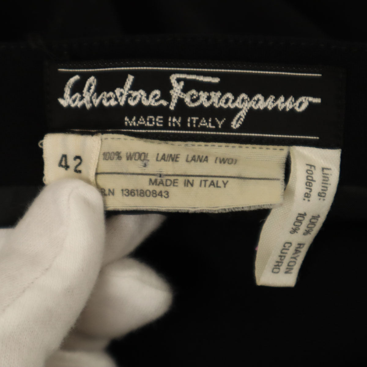 Salvatore Ferragamo サルヴァトーレフェラガモ 90s イタリア製 オールド ミディ丈 タイトスカート 42 ブラック レディース