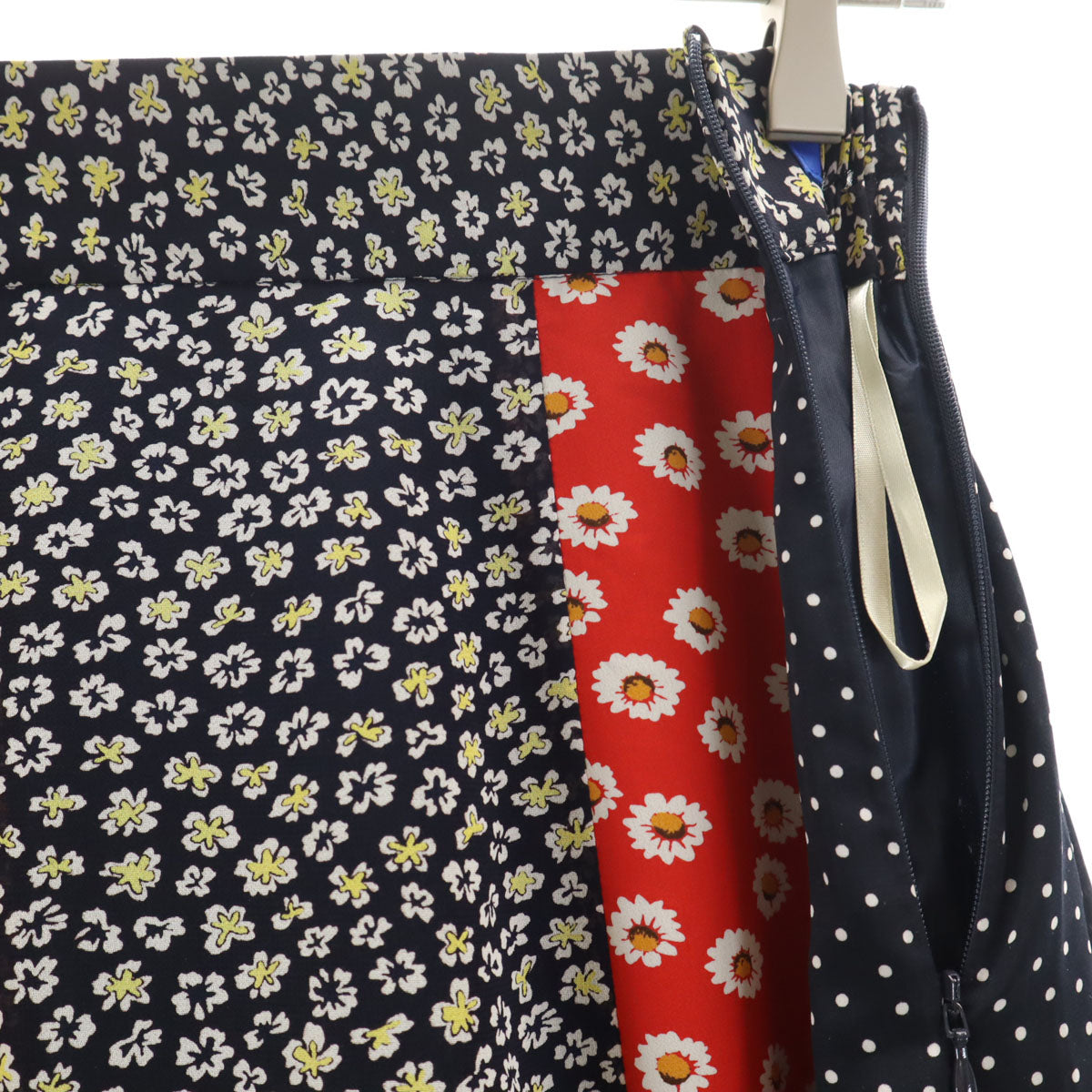 BLUE LABEL CRESTBRIDGE ブルーレーベルクレストブリッジ 花 ドット柄 ロング丈 フレアスカート 36 濃紺 レディース