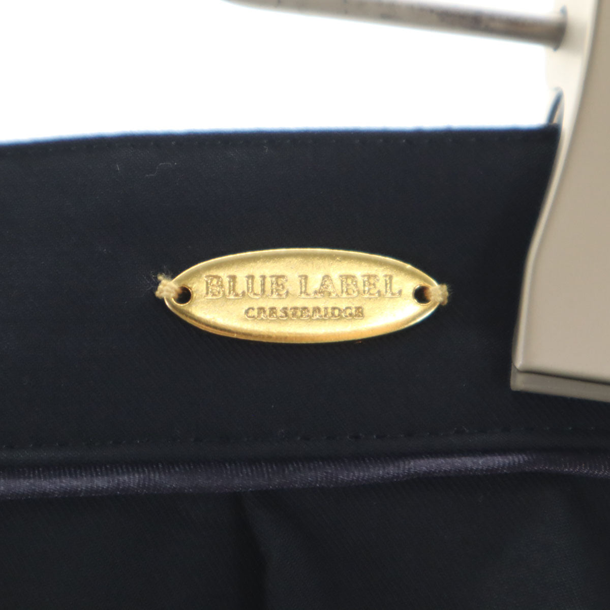 BLUE LABEL CRESTBRIDGE ブルーレーベルクレストブリッジ ミディ丈 フレアスカート 濃紺 レディース