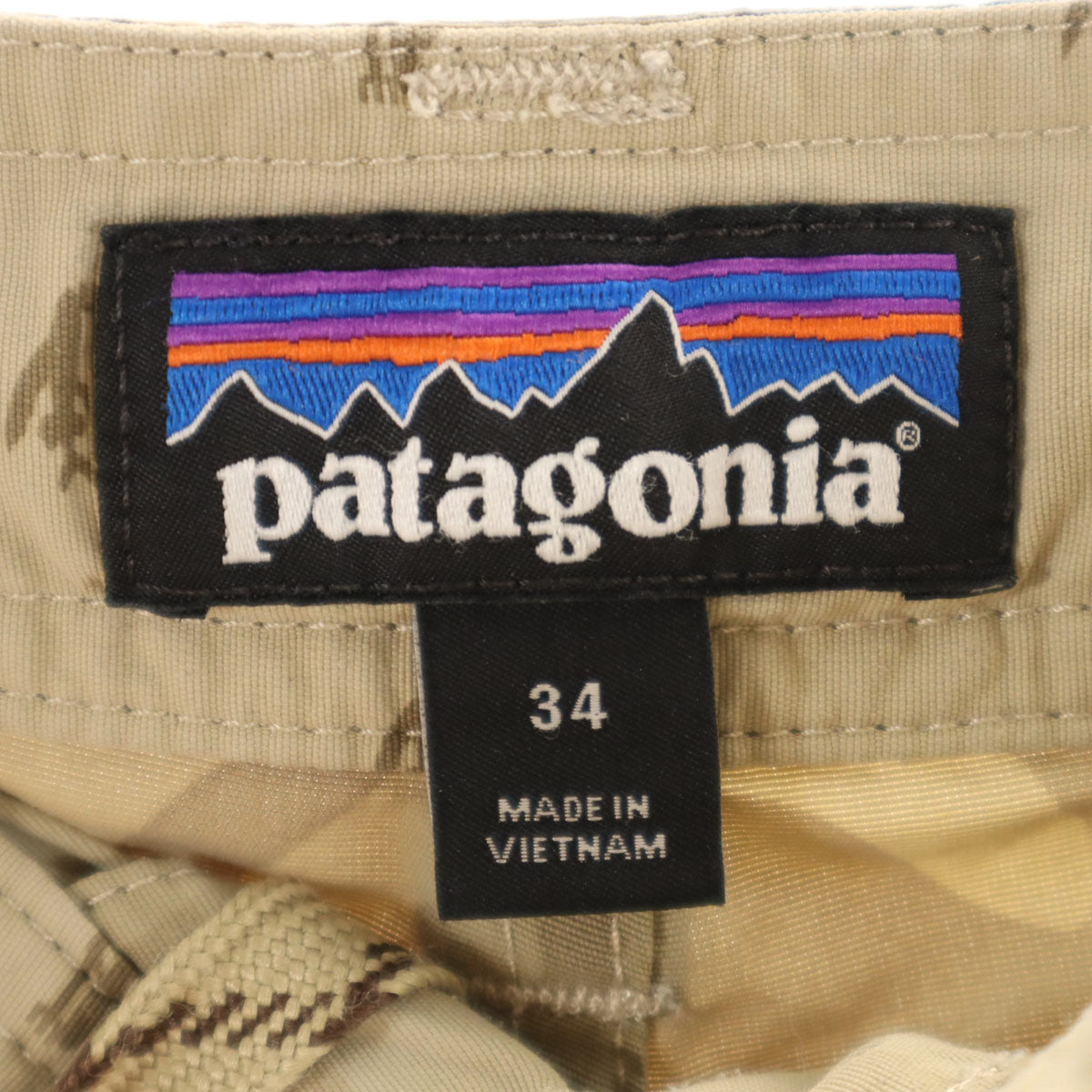 patagonia パタゴニア カモフラ柄 ショートパンツ W34 ベージュ 86645SP16 アウトドア 迷彩 メンズ