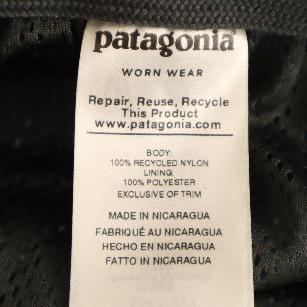 未使用 patagonia パタゴニア リーフ柄 バギーズ ショートパンツ L ネイビー 58034SP19 アウトドア メンズ
