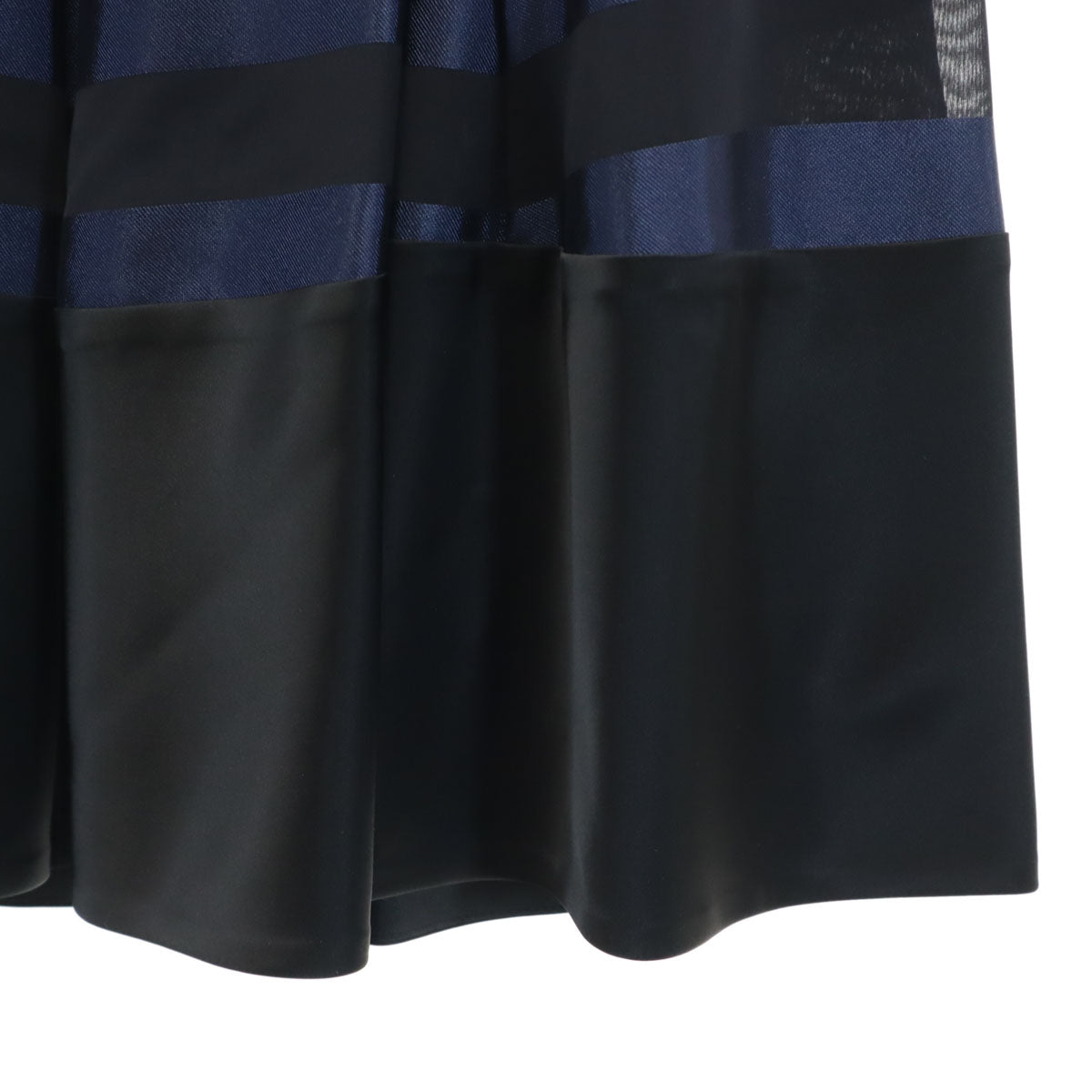 FOXEY NEW YORK フォクシーニューヨーク 日本製 ボーダー柄 ミディ丈 フレアスカート 40 ネイビー レディース