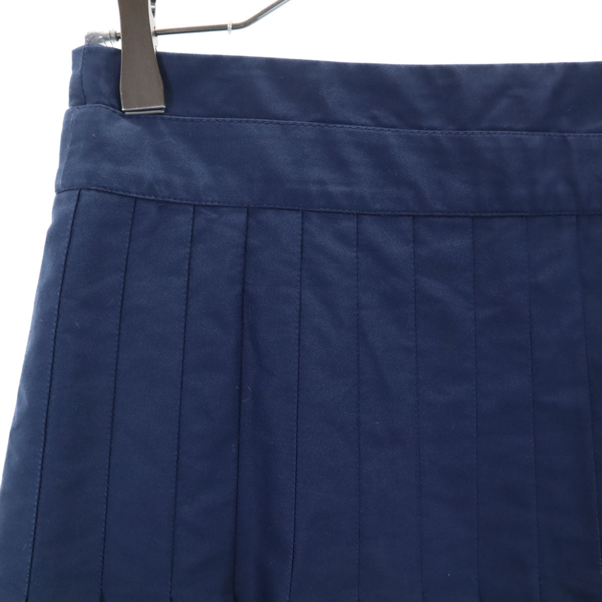Salvatore Ferragamo サルヴァトーレフェラガモ イタリア製 ミディ丈 プリーツスカート 38 ネイビー ラップ レディース