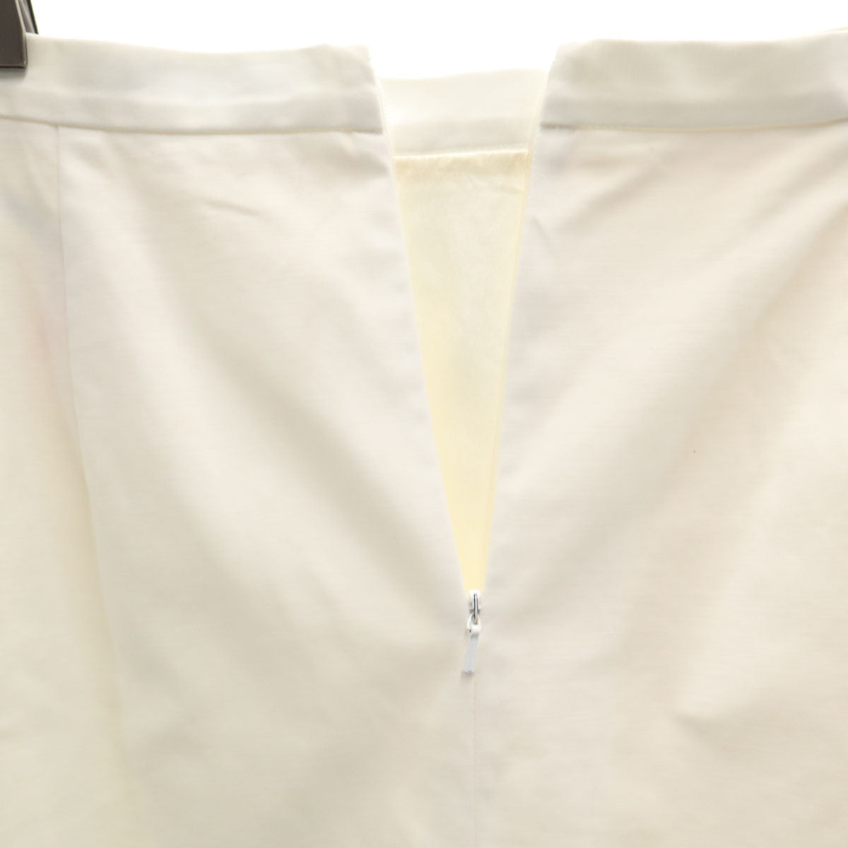 Christian Dior クリスチャンディオール イタリア製 ミニ丈 タイトスカート 42 ホワイト レディース