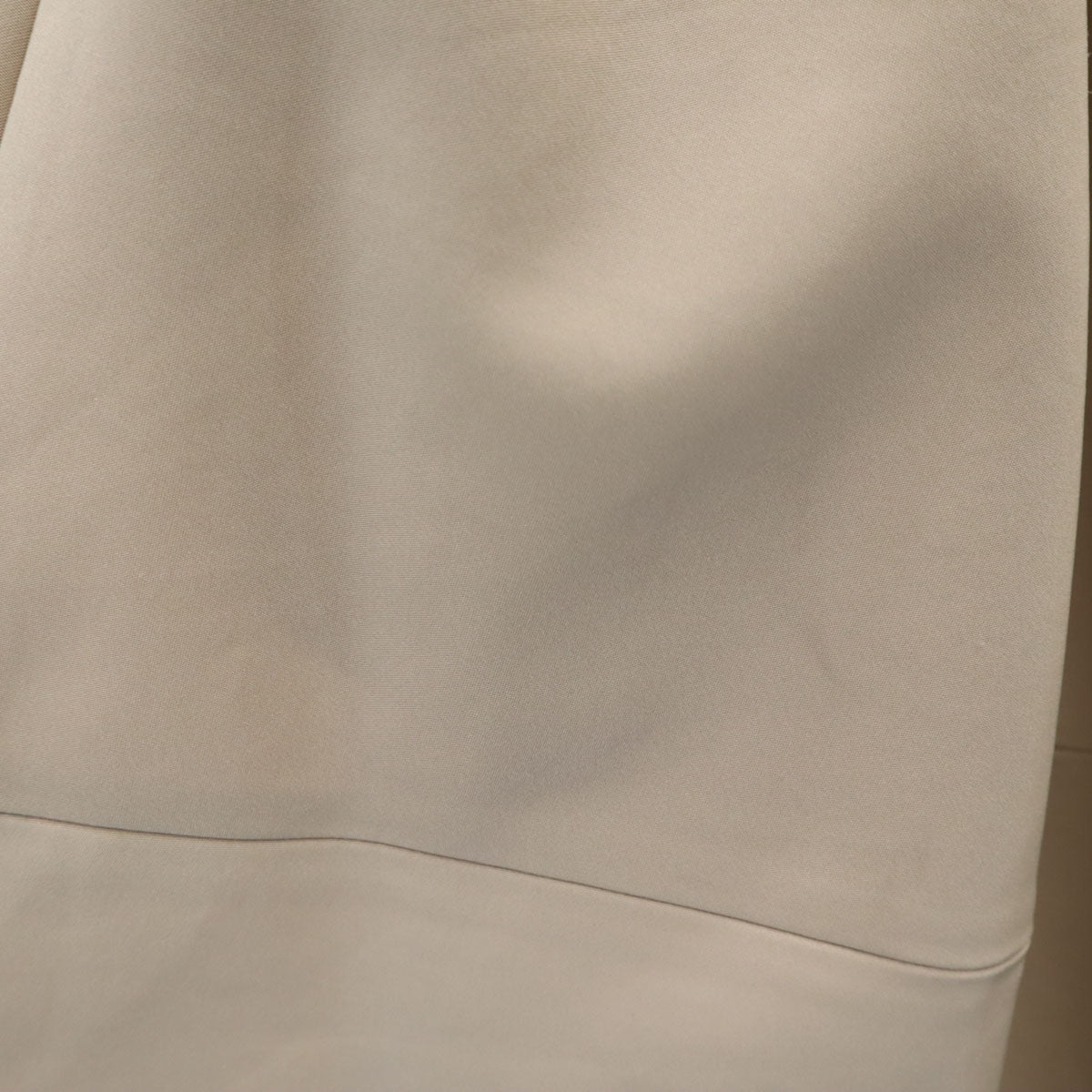 FOXEY NEW YORK フォクシーニューヨーク 日本製 ミディ丈 フレアスカート 38 グレージュ レディース