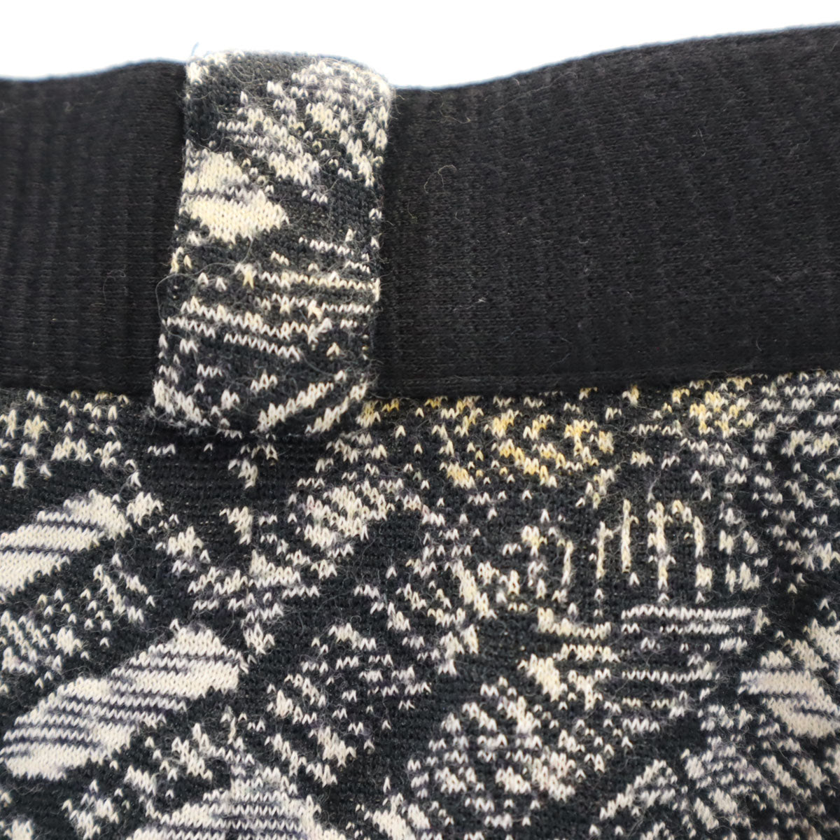 MISSONI CLUB ミッソーニクラブ 総柄 ショートパンツ 42 黒系 レディース