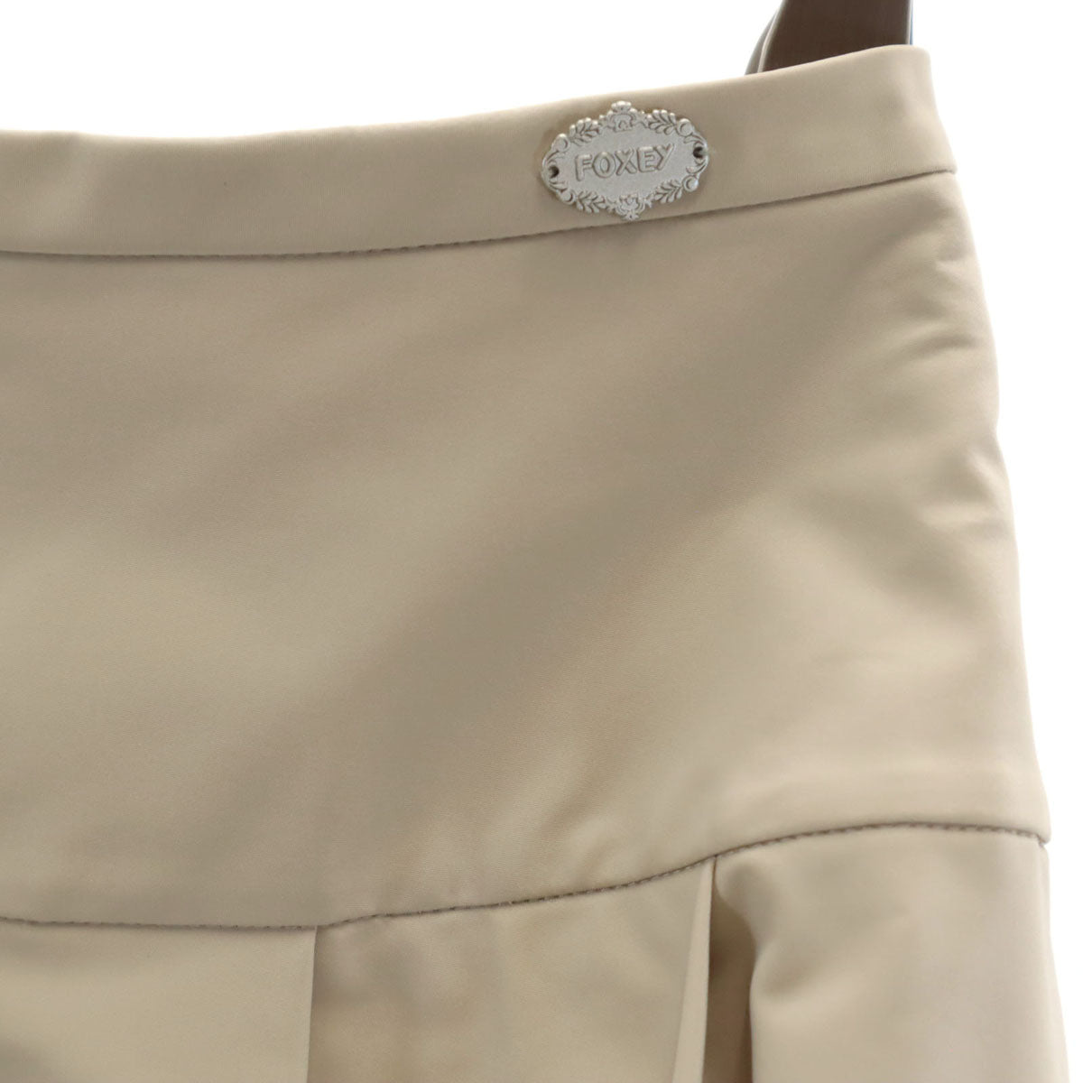 FOXEY NEW YORK フォクシーニューヨーク 日本製 ミディ丈 プリーツスカート 40 ベージュ レディース