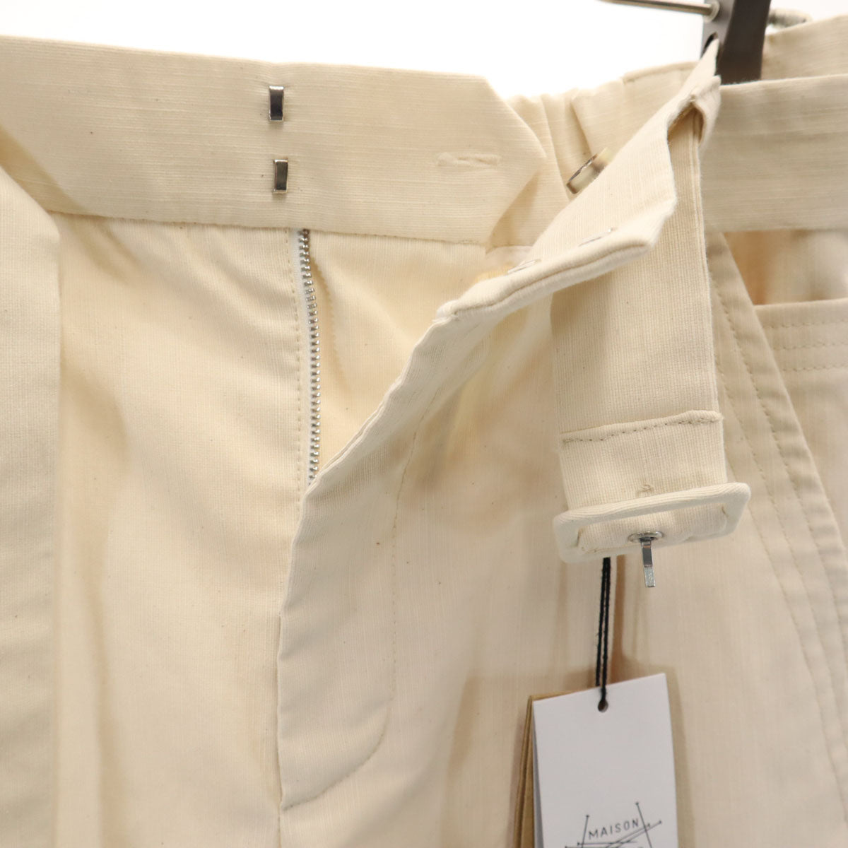 未使用 MAISON FLANEUR メゾンフラネウール イタリア製 ハーフパンツ 44 ベージュ メンズ