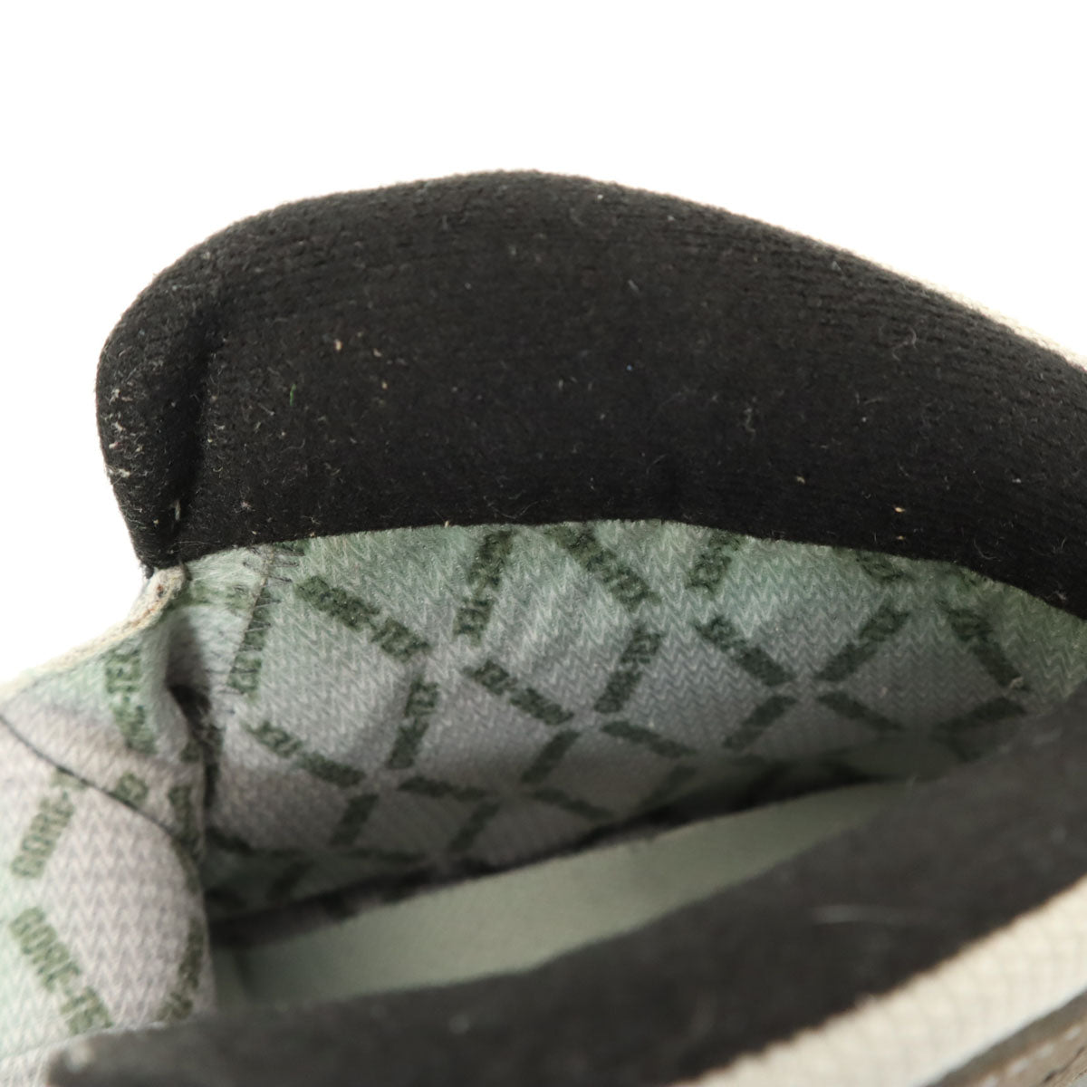 mont-bell モンベル GORE-TEX トレッキング ブーツ 26.5 グレー アウトドア 362045103 ビブラムソール メンズ