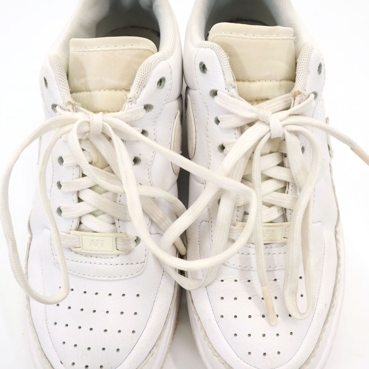 NIKE ナイキ エアフォースワン ジェスターXX リイマジンド スニーカー 24 ホワイト A01220-101 レディース