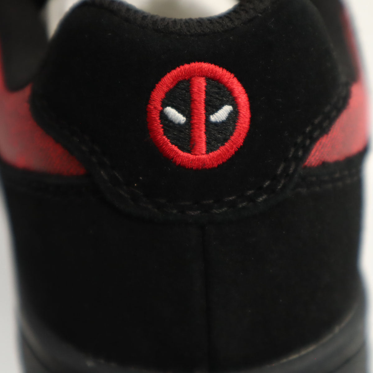 未使用 DC SHOES ディーシーシューズ スニーカー UK4.5 レッド MARVEL マーベル コラボ レディース