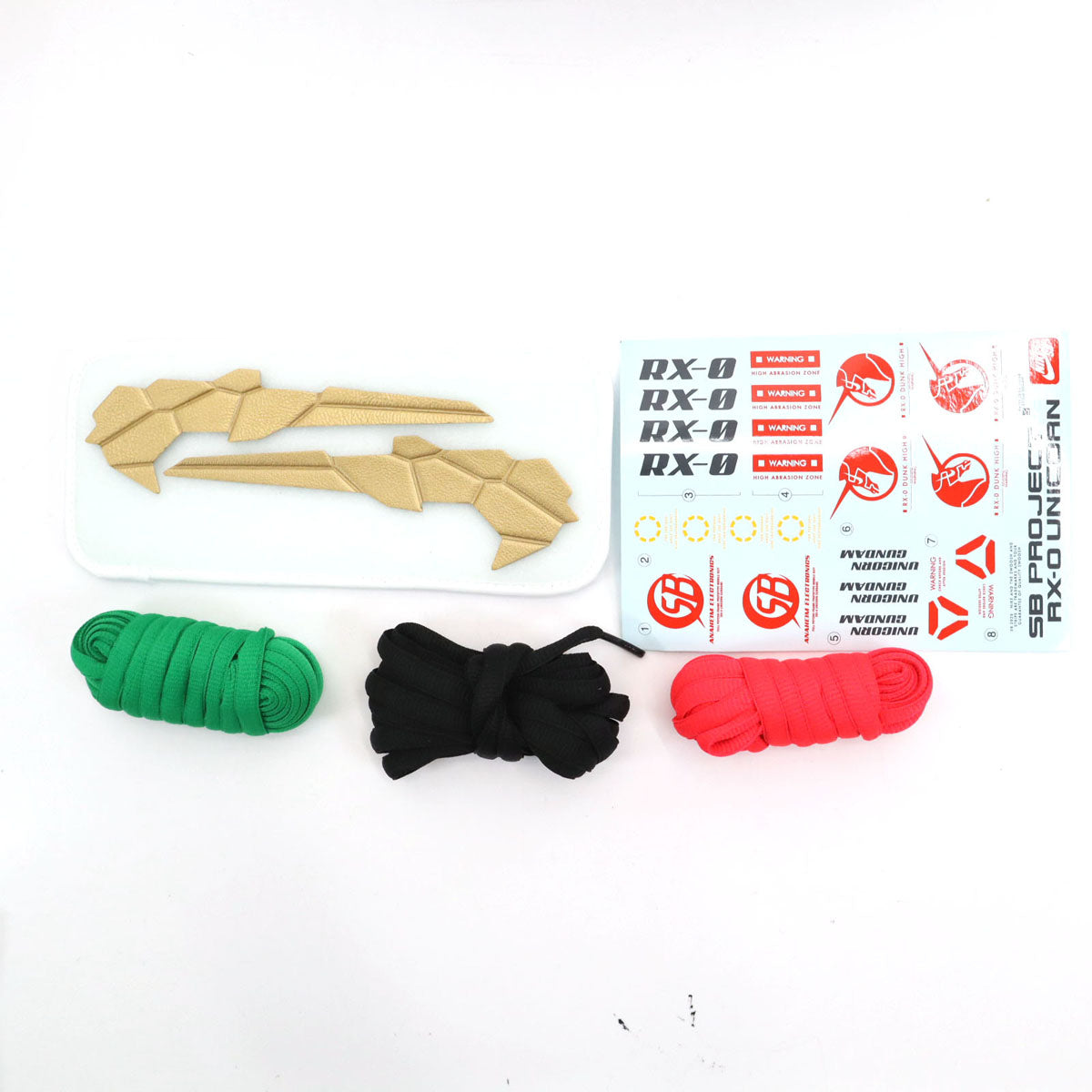 美品 NIKE SB ナイキエスビー 機動戦士ガンダムUC コラボ ダンク ハイ スニーカー 29.5 ホワイト DH7717-100 箱付き メンズ