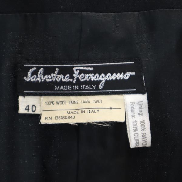 Salvatore Ferragamo サルヴァトーレフェラガモ イタリア製 ウール ノーカラージャケット 40 ブラック系 レディース