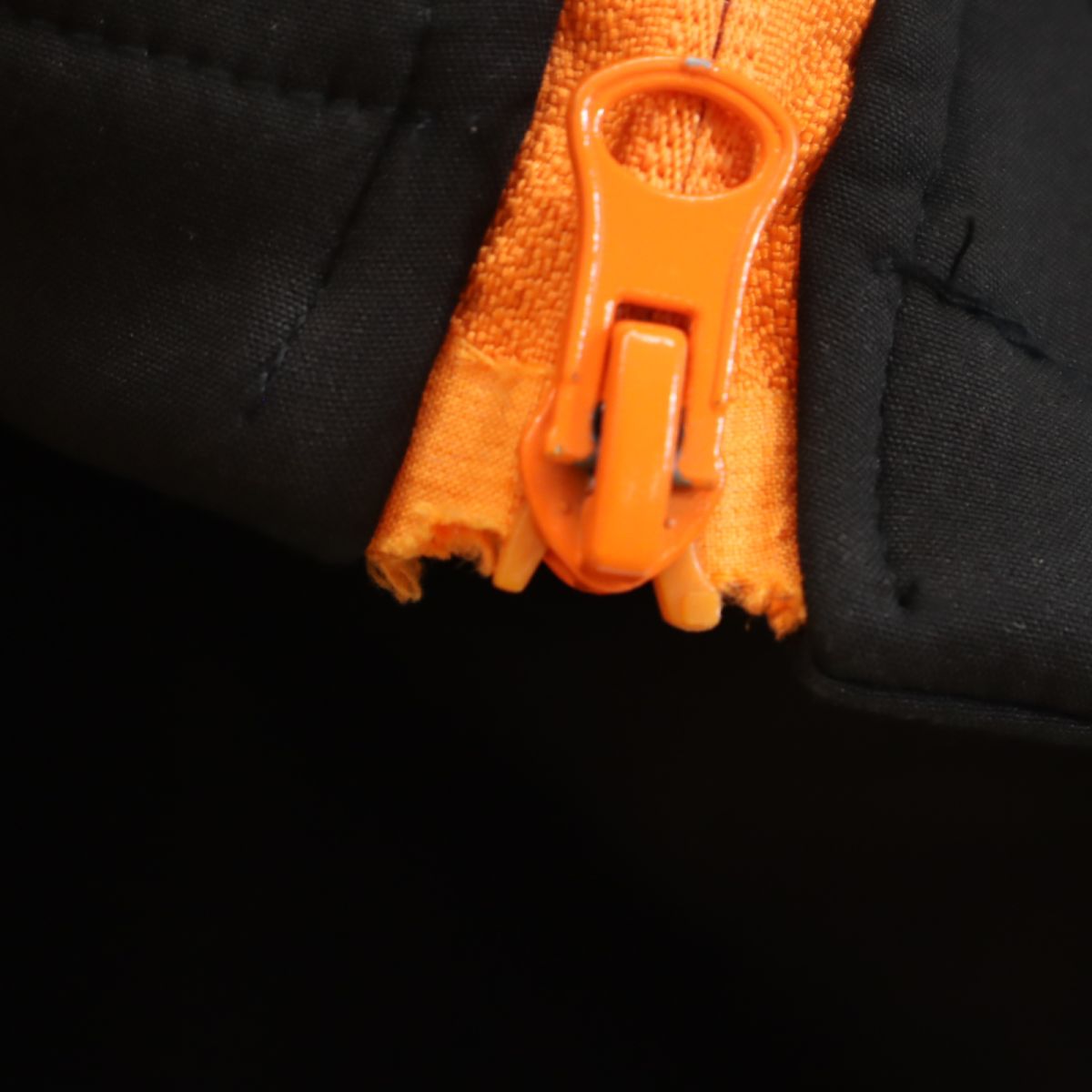 SALOMON サロモン 長袖 ジップパーカー M ブラック系 裏スリース メンズ