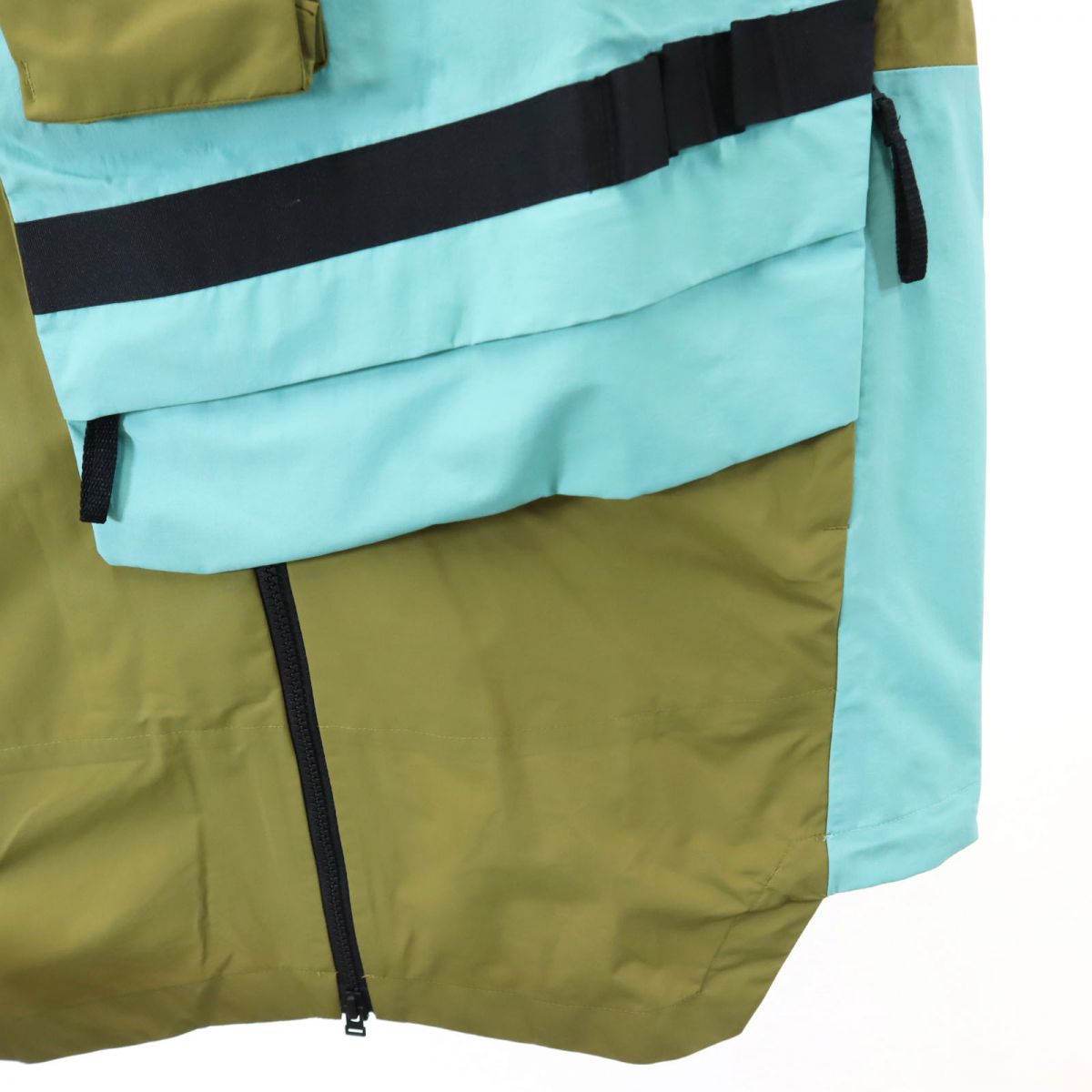 adidas アディダス TERREX ナイロンジャケット M カーキ系 フード メンズ