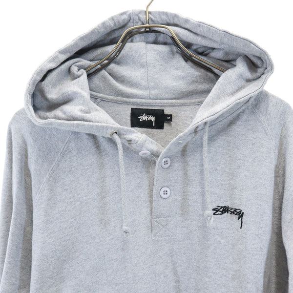 ステューシー 長袖 スウェットパーカー M グレー STUSSY ハーフボタン メンズ