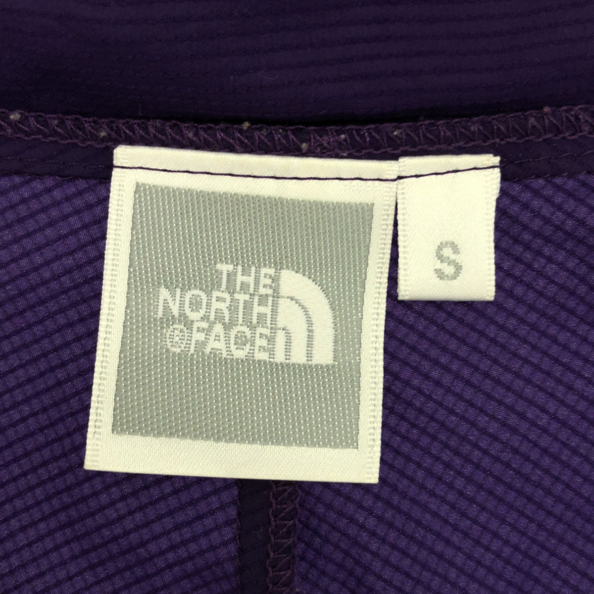 THE NORTH FACE ザノースフェイス ロゴプリント スワローテイルフーディ ナイロンジャケット S パープル×ブルー アウトドア NPW21209 レディース