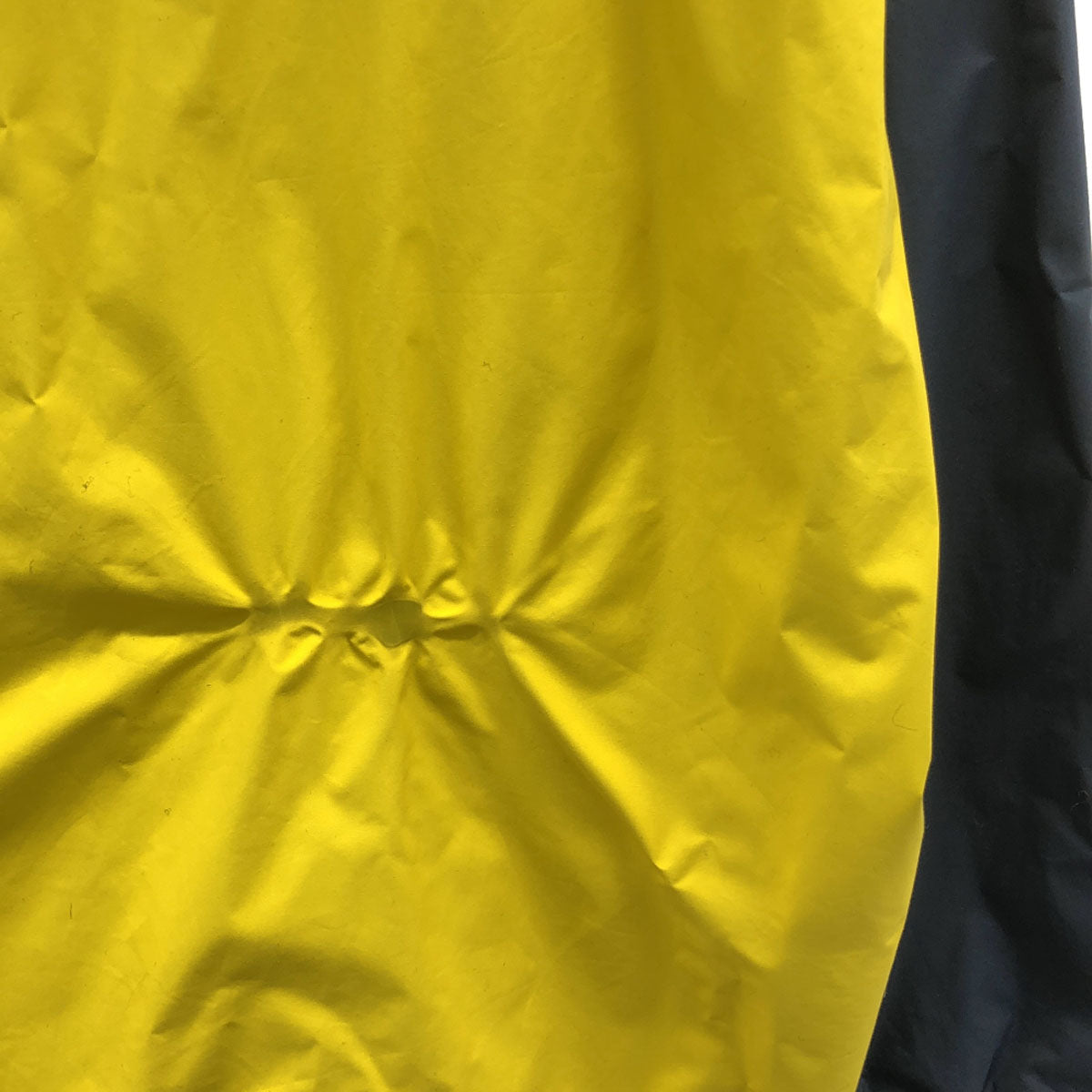 THE NORTH FACE ザノースフェイス ロゴ刺繍 ドットショット ジャケット M イエロー×ネイビー アウトドア NP61530 メンズ