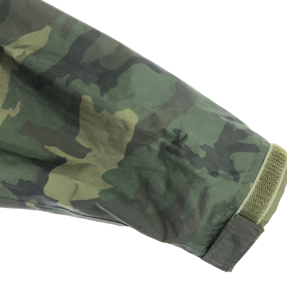 Daiwa ダイワ 迷彩柄 レインジャケット L カーキ ナイロンジャケット 釣り 裏メッシュ メンズ