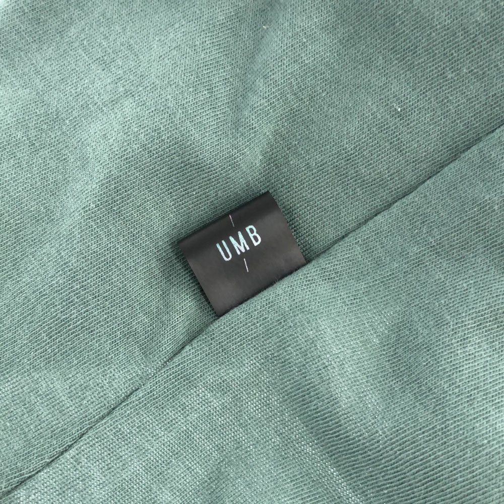 未使用 アンブロ バックプリント 半袖 Tシャツ O グリーン umbro ポケT メンズ