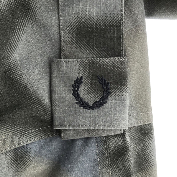 未使用 フレッドペリー アークティス Arktis 総柄 モッズコート M グレー系 FRED PERRY タグ付き リップストップ生地 メンズ