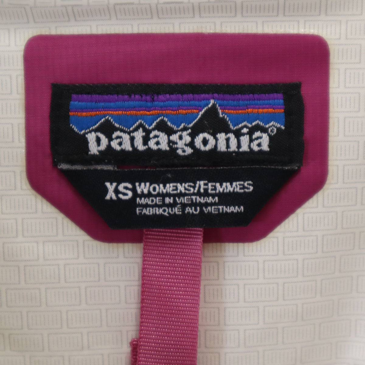 patagonia パタゴニア マウンテンパーカー XS ピンク系 アウトドア 84805SP13 レディース