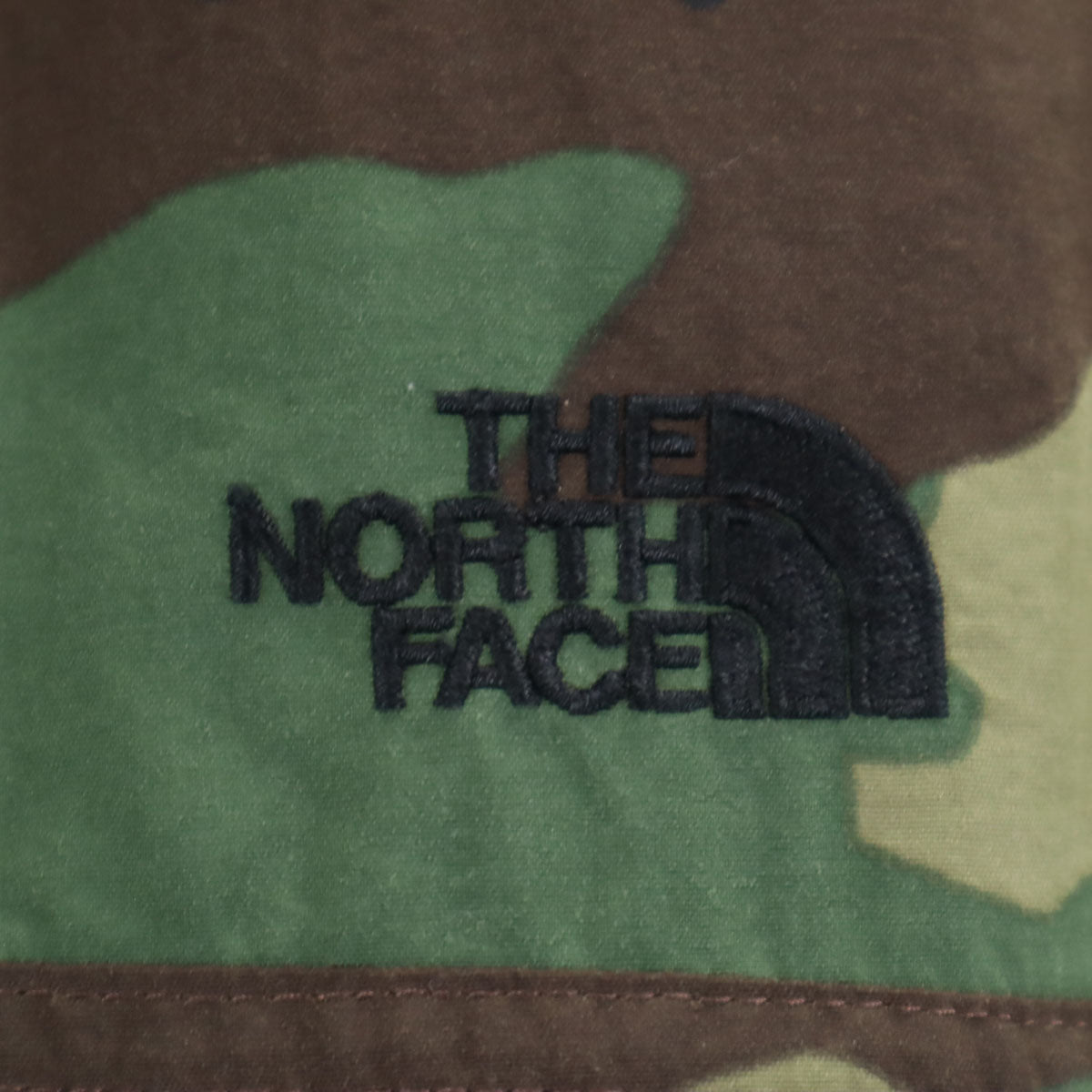 THE NORTH FACE ザノースフェイス 迷彩柄 ノベルティコンパクト ジャケット M カーキ アウトドア NP71535 メンズ