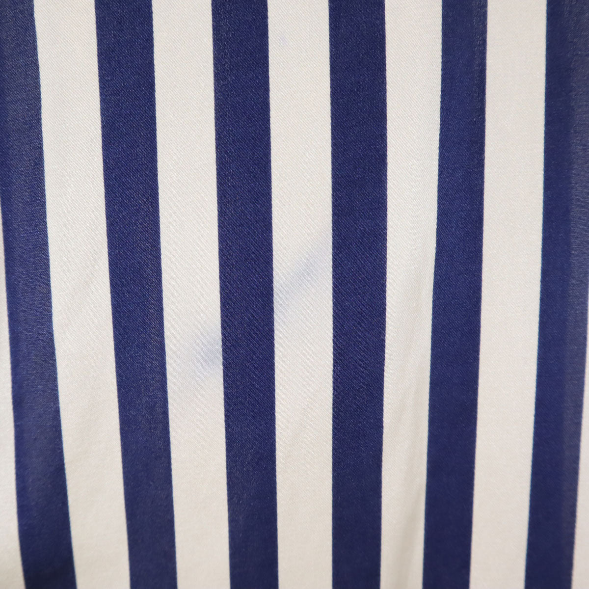 BURBERRY バーバリー イタリア製 シルクブレンド ストライプ柄 長袖 シャツ 38 ホワイト 他 ダブルカフス レディース