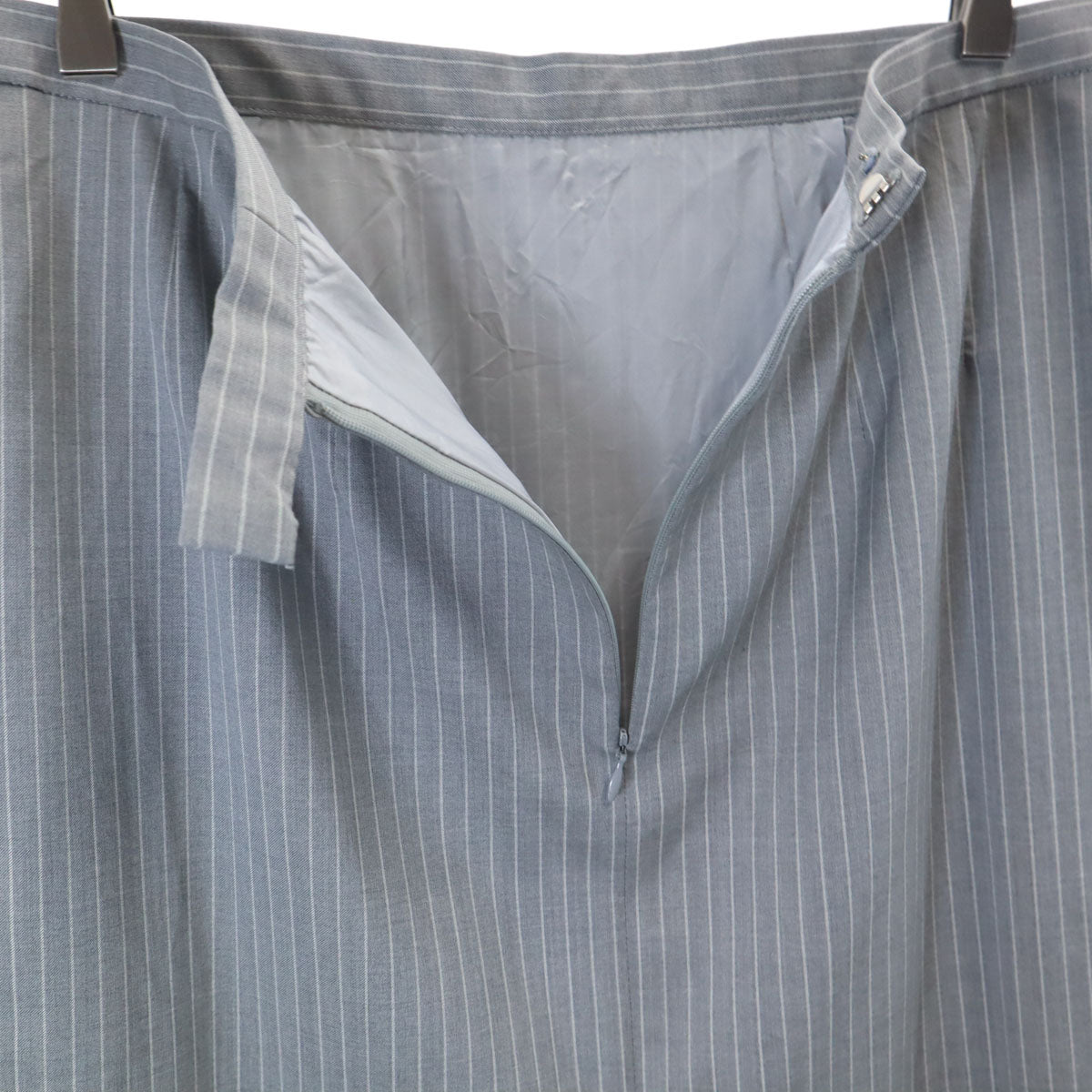 銀座マギー ストライプ柄 ロロピアーナ スカートスーツ 上下 セットアップ 42 グレー x Loro Piana レディース