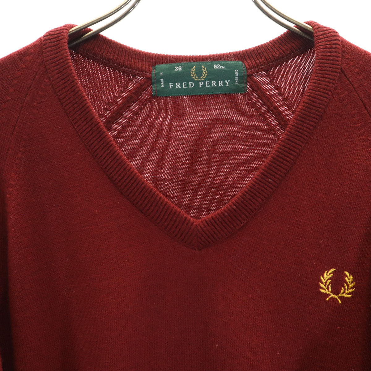 FRED PERRY フレッドペリー イングランド製 長袖 Vネック ニット 36 レッド系 メンズ
