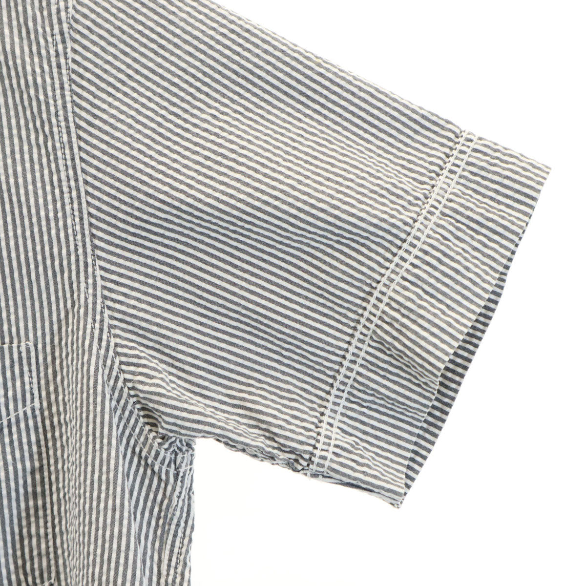 WHITE MOUNTAINEERING ホワイトマウンテニアリング 日本製 ストライプ柄 半袖 ボタンダウンシャツ M グレー シアサッカー メンズ