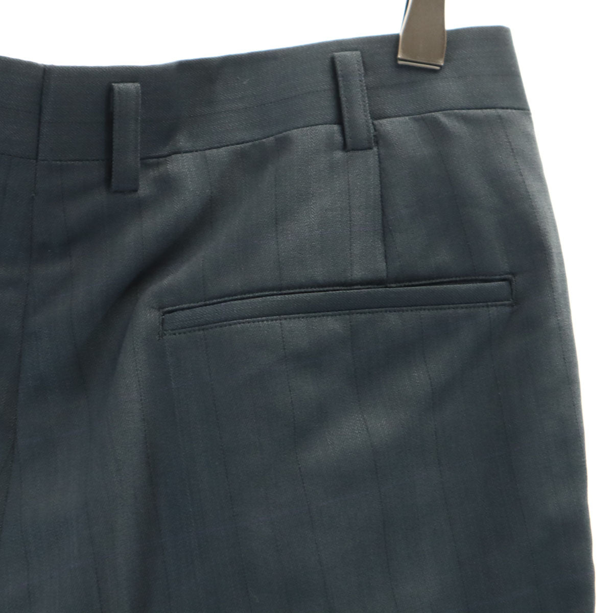 Pierre Cardin ピエールカルダン ストライプ柄 スーツ 上下 セットアップ 90A4 チャコールグレー ダブルジャケット ツータックパンツ メンズ