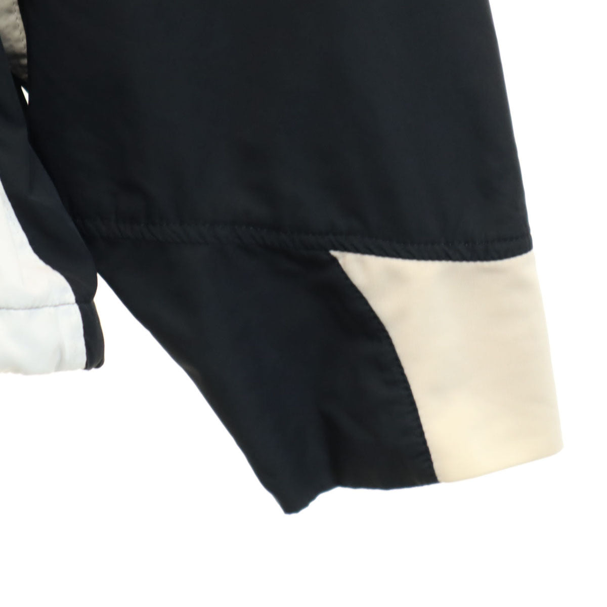 UNDER ARMOUR アンダーアーマー ウインドブレーカー 上下 セットアップ XL ブラック トレーニング ジャージ メンズ