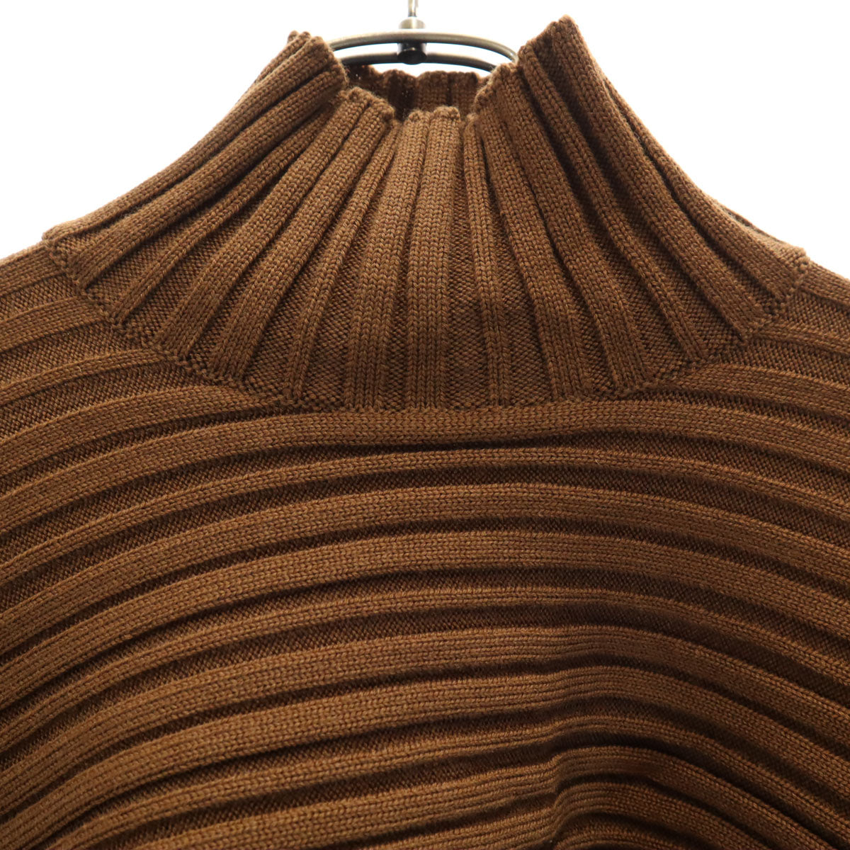 SalvatoreFerragamo サルバトーレフェラガモ イタリア製 ノースリーブ タートルネック ニット S ブラウン ポンチョ レディース