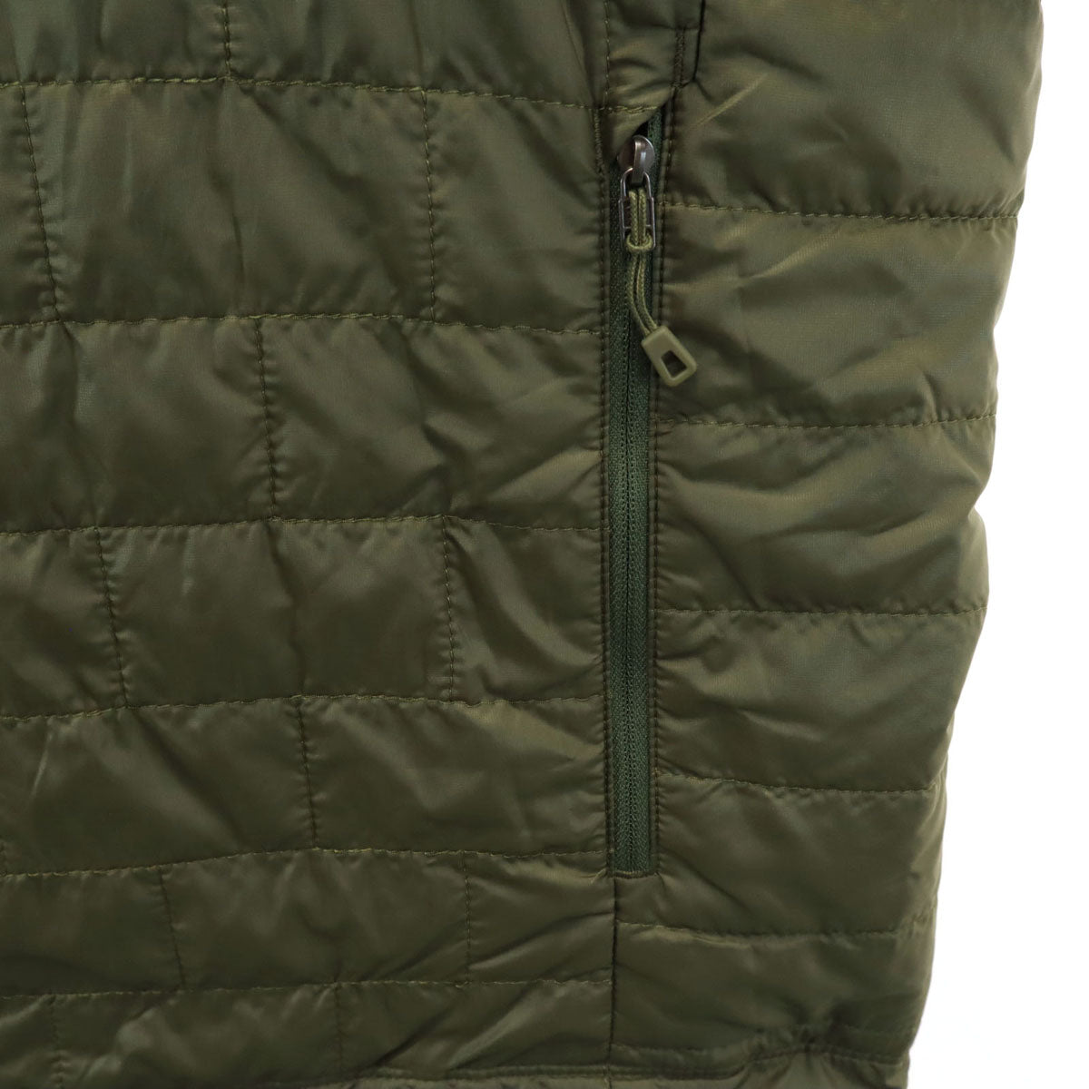 patagonia パタゴニア ナノ パフ フィッツロイ トラウト ジャケット M カーキ 84455FA22 アウトドア 中綿 キルティング ポケッタブル メンズ