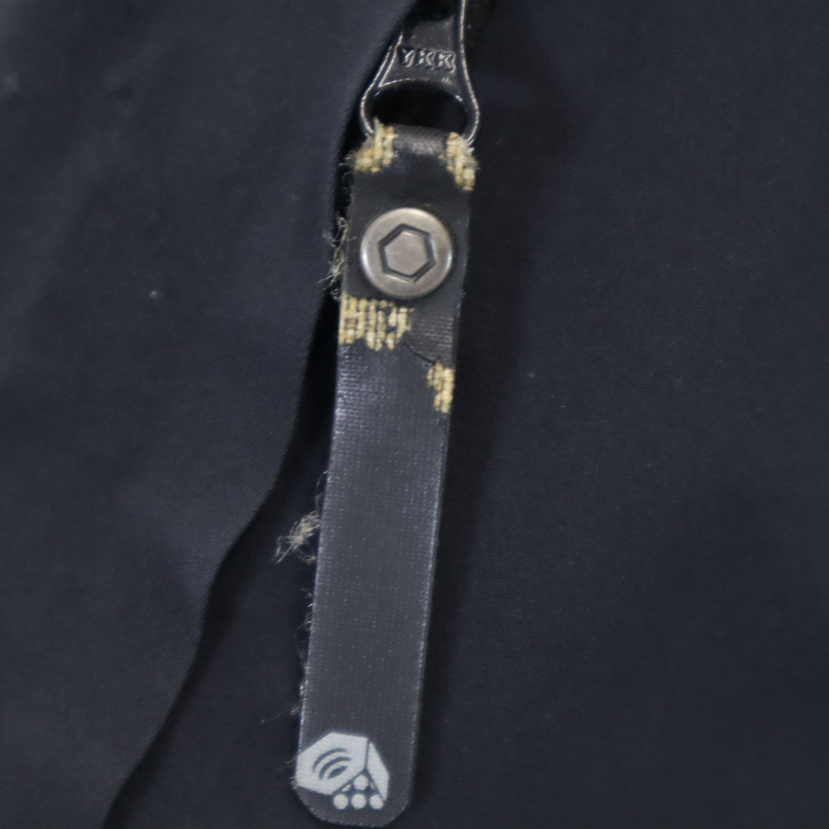 MOUNTAIN HARDWEAR マウンテンハードウェア ナイロンジャケット M ブラック系 メンズ