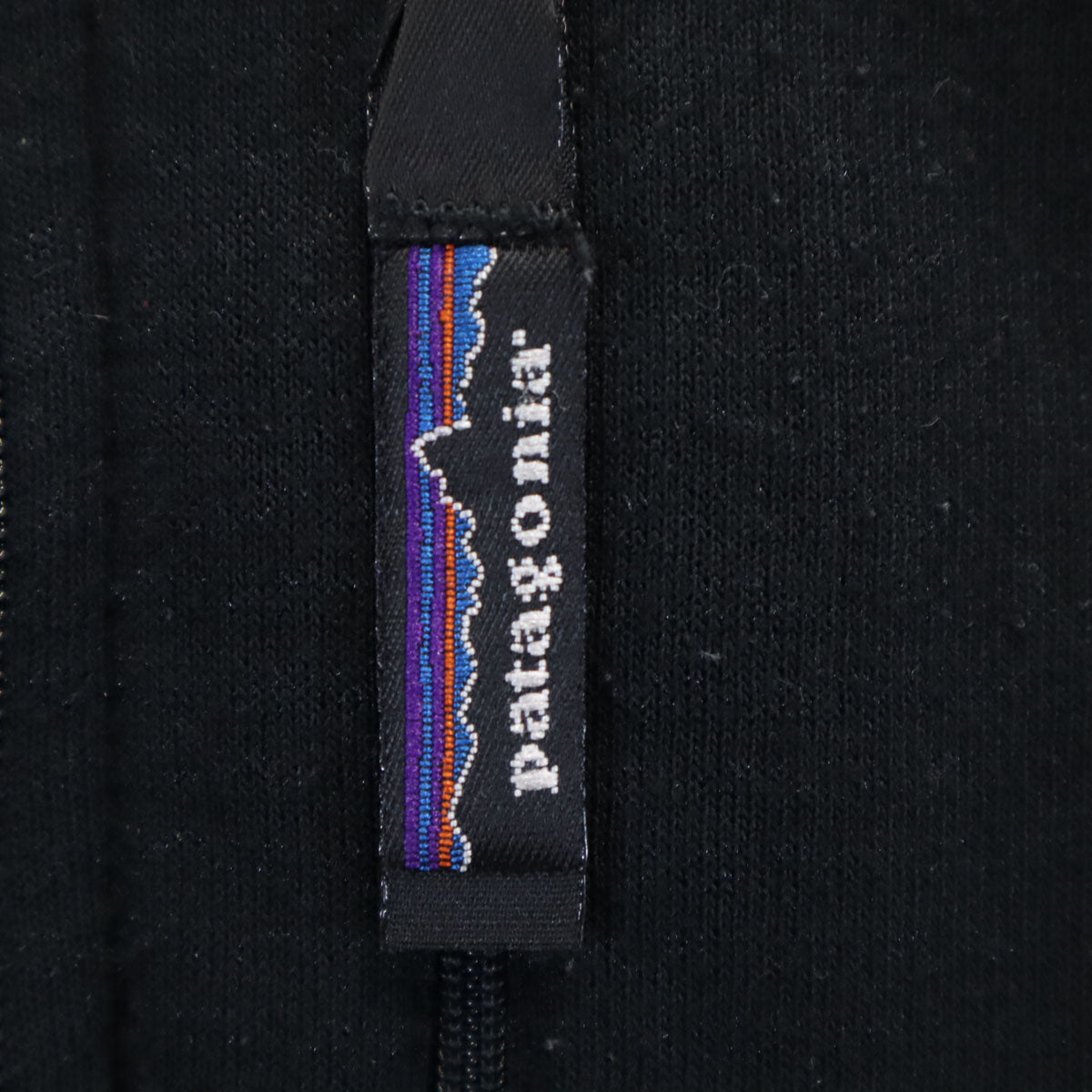 patagonia パタゴニア アウトドア USA製 オールド 長袖 ハーフジップ トレーナー M ブラック系 RN51184 メンズ