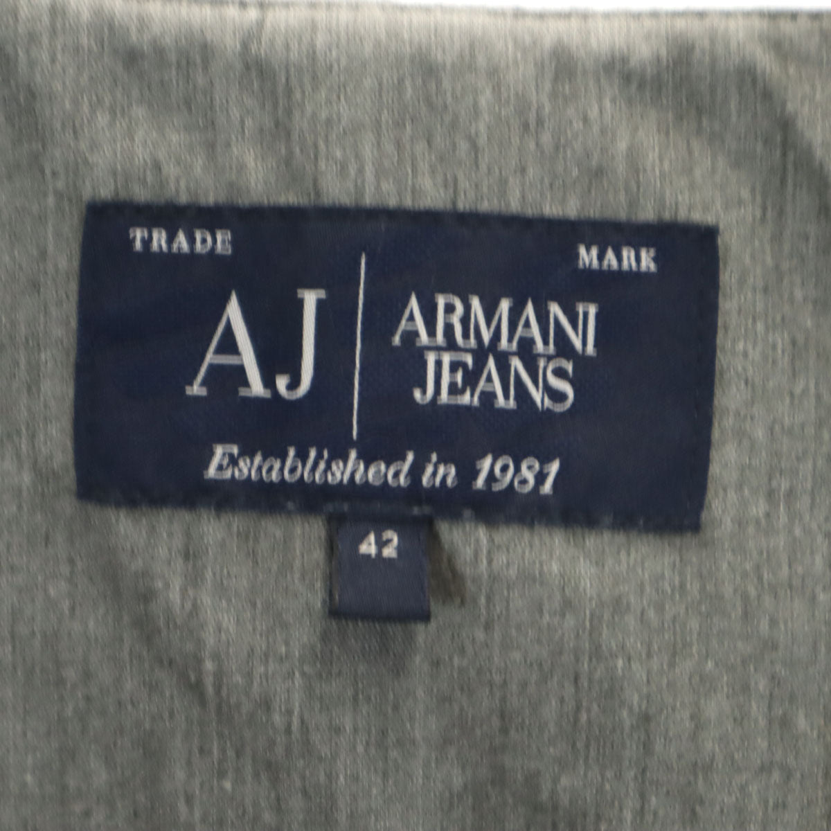 ARMANI JEANS アルマーニジーンズ ノーカラージャケット 42 ブラック系 レディース