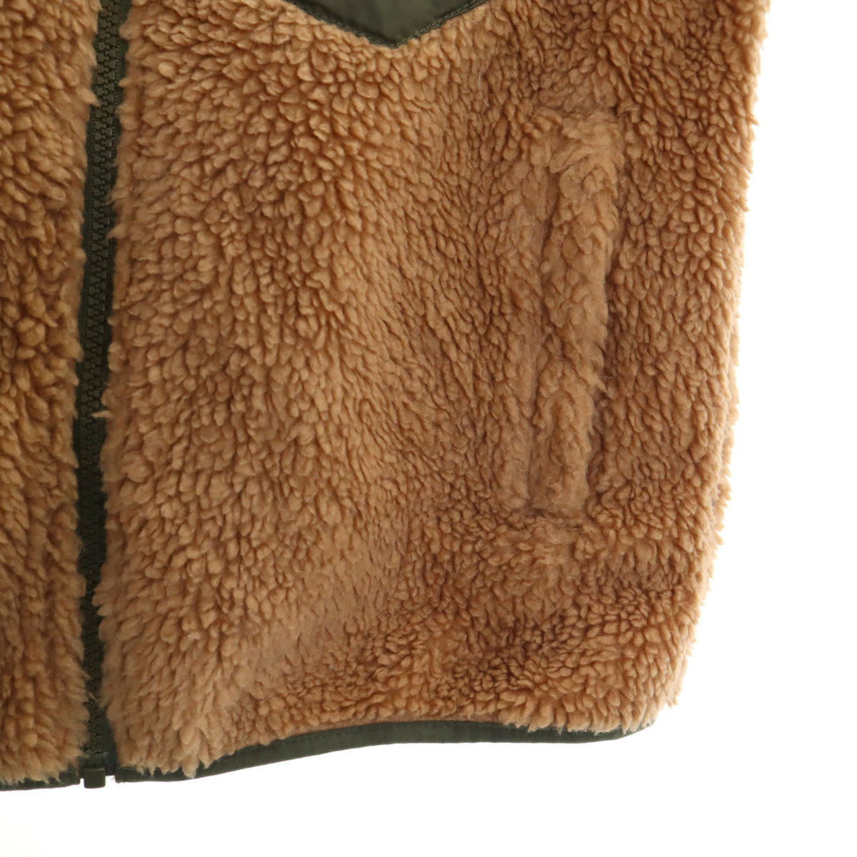 patagonia パタゴニア リバーシブル ボアジャケット カーキ 68095FA21 アウトドア キッズ