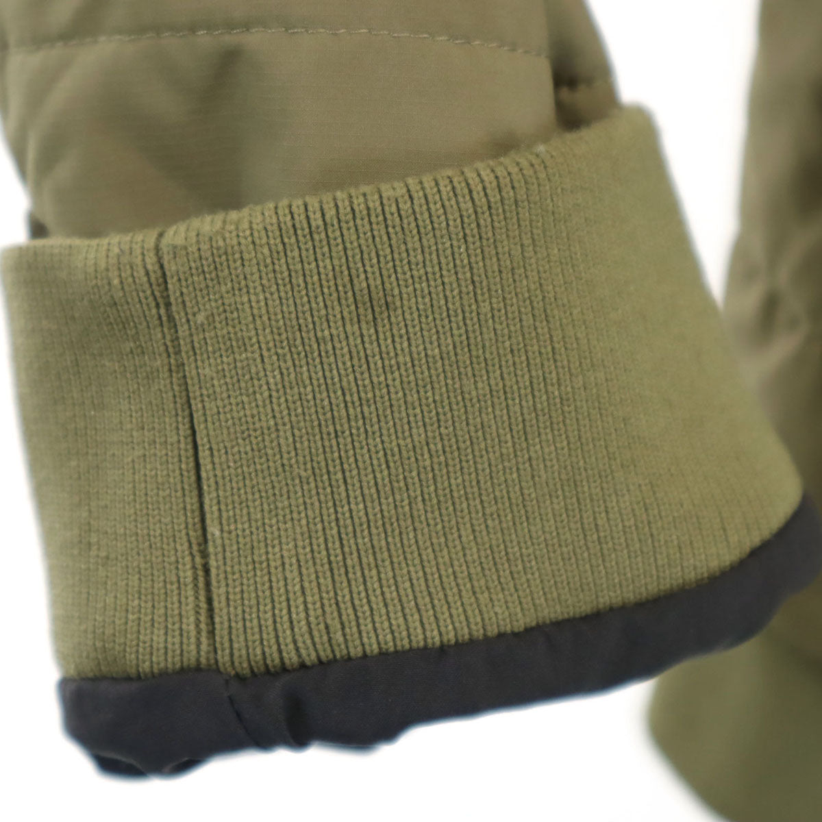 patagonia パタゴニア 中綿ジャケット S オリーブ 27870FA19 アウトドア メンズ