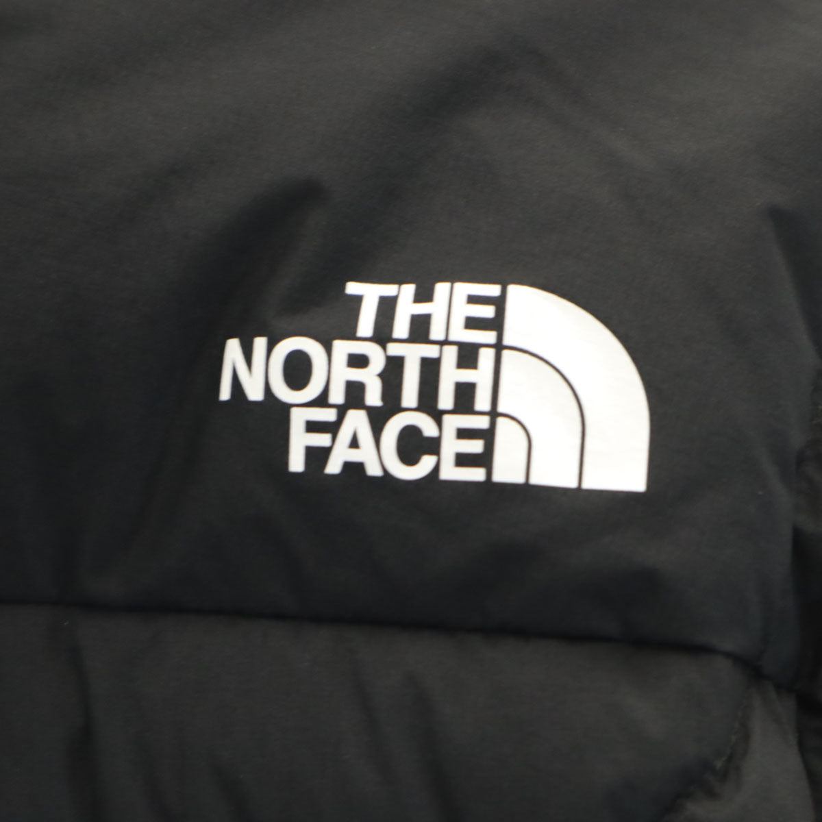 THE NORTH FACE ノースフェイス サンダーラウンドネック ダウンジャケット S ブラック アウトドア NY32013 メンズ
