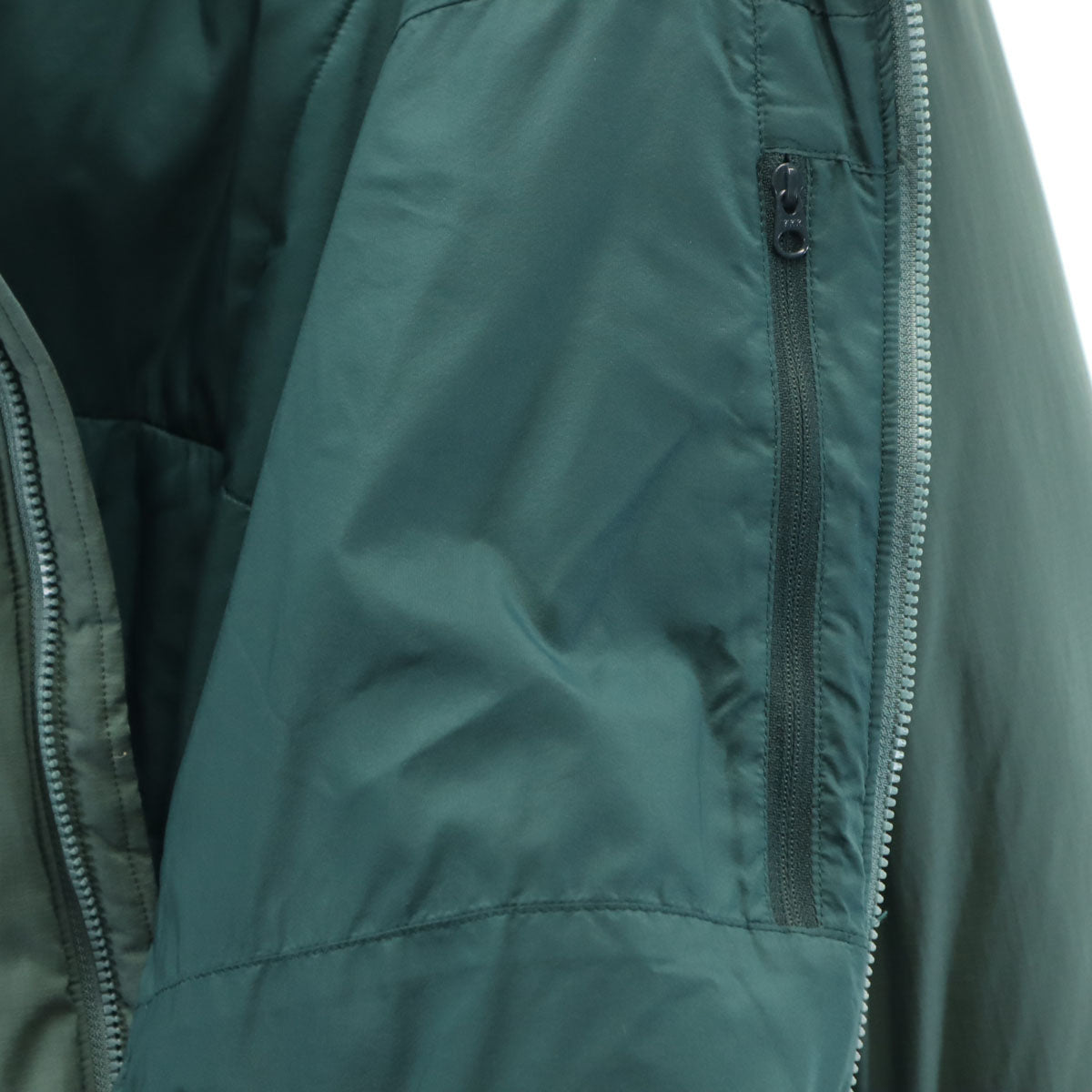 ARC'TERYX アークテリクス Atom Heavyweight Hoody 中綿ジャケット L グリーン系 アウトドア メンズ