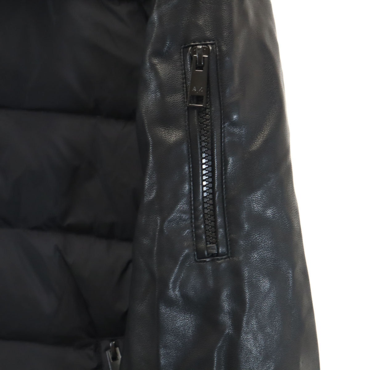 ARMANI EXCHANGE アルマーニエクスチェンジ レザー切替 ダウンジャケット XS ブラック メンズ